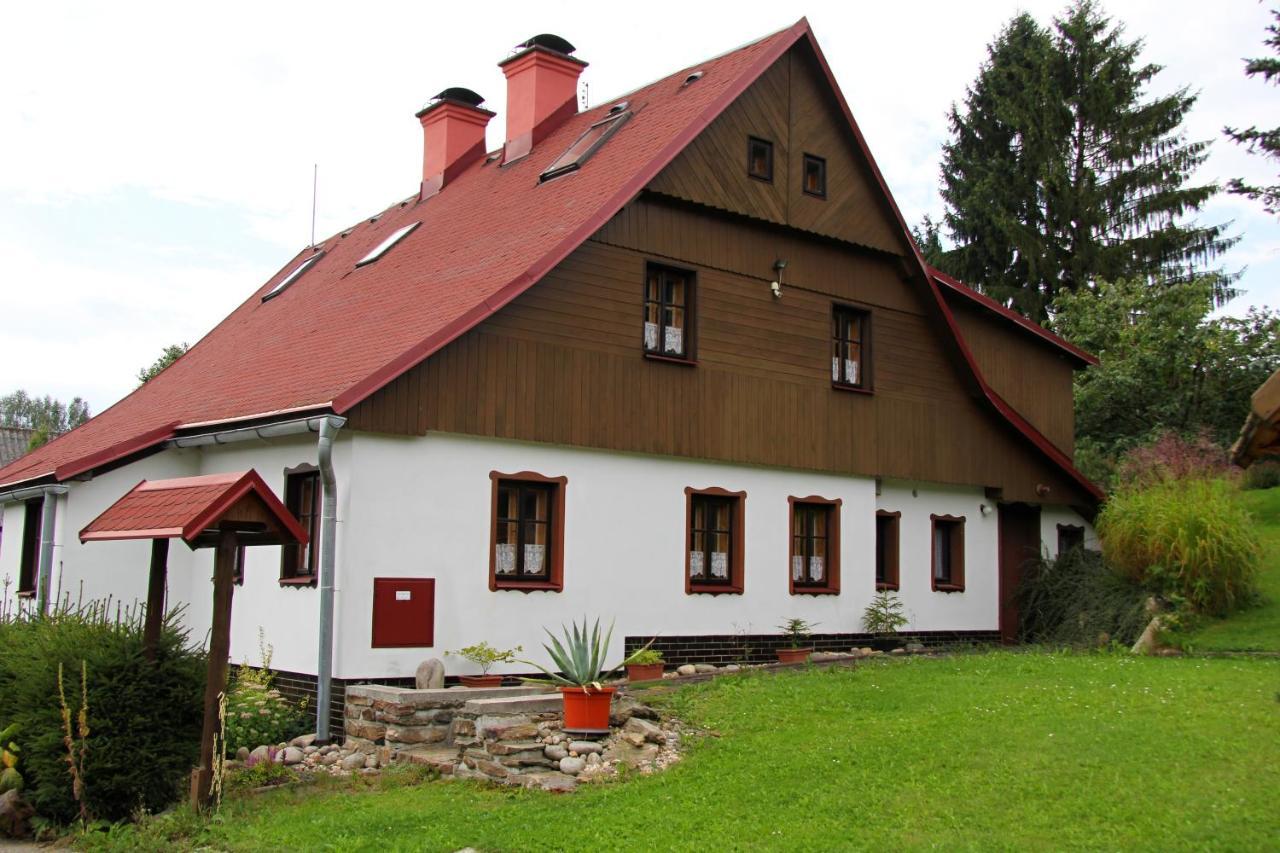 Chalupa U studánky Rokytnice nad Jizerou Esterno foto